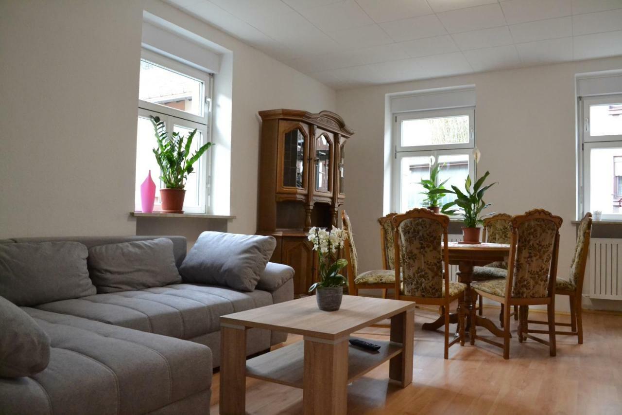 Pension - Gaestehaus Zum Pfaelzerwald Hinterweidenthal Exteriör bild
